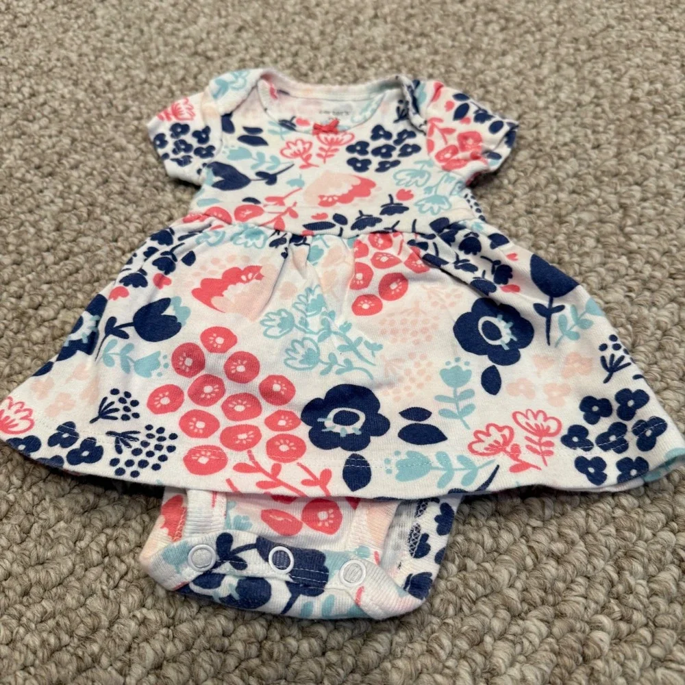 Carters Size Newborn Baby Girls Floral One‎ Piece Dress Bodysuit Outfit